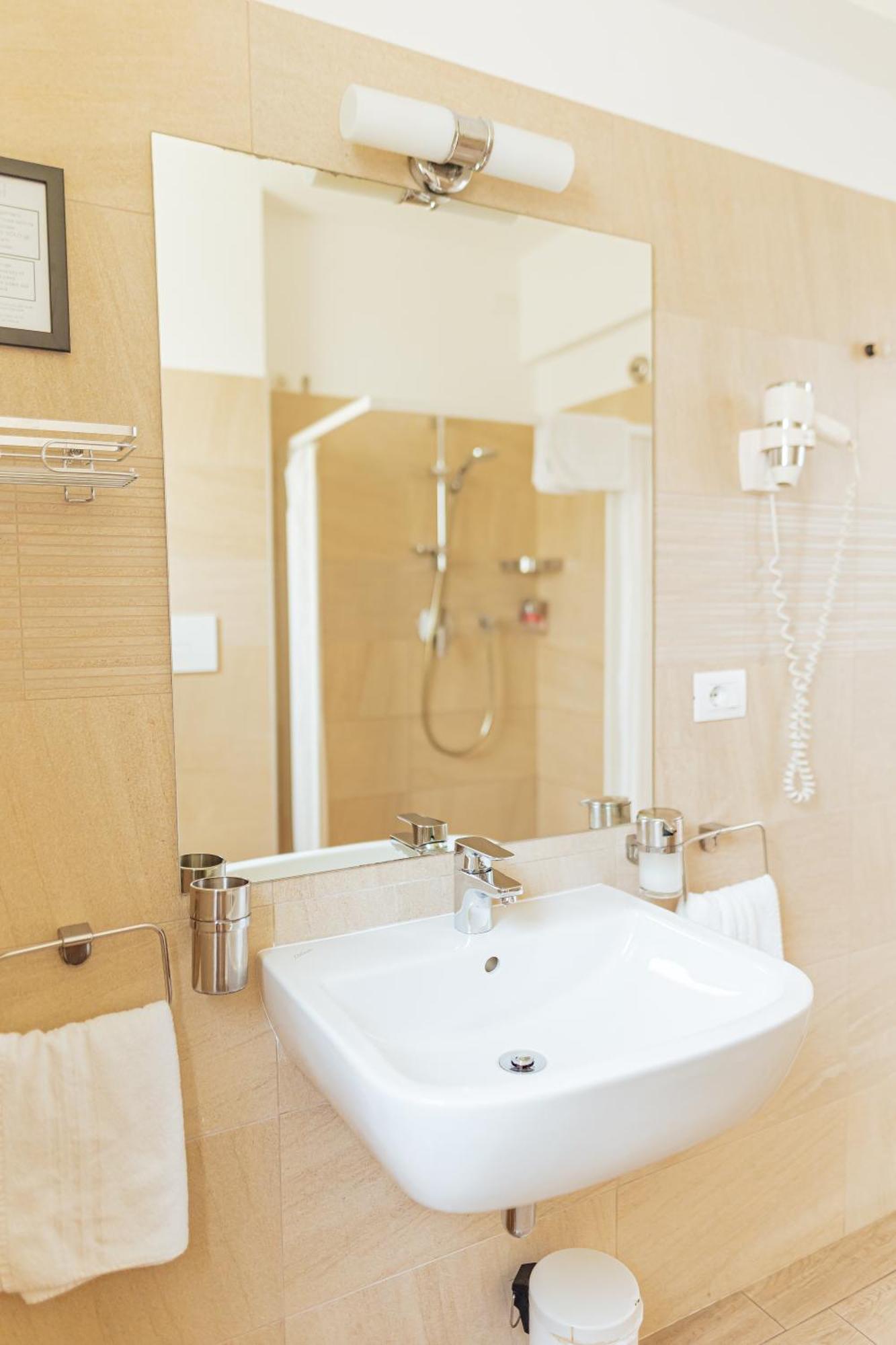 Cufa Bed & Breakfast Pescara Bilik gambar
